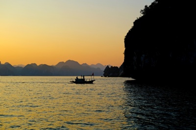Experience Ha Long bay beyond the ordinary
